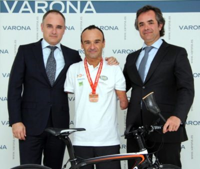 VARONA NOMBRA GERENTE DE SU ÁREA DE COMPROMISO SOCIAL AL NADADOR PARALÍMPICO RICARDO TEN