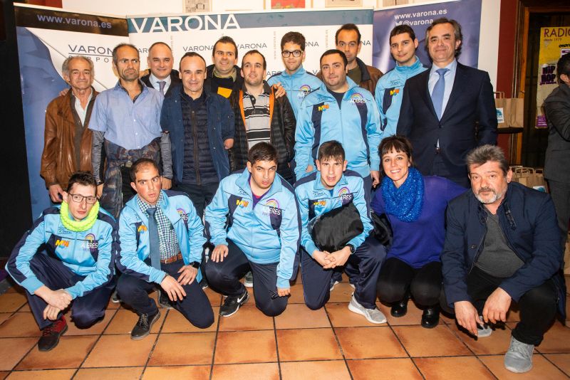 LA BECA VARONA 2019 DISTINGUE EL TESÓN DEPORTIVO DEL CLUB ADERES DE BURJASSOT Y RICARDO TEN