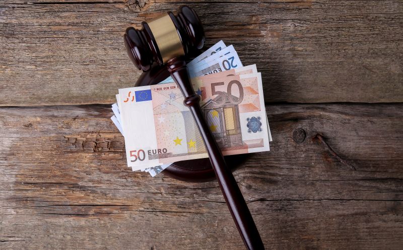 EL SUPREMO AVALA LA REDUCCIÓN FISCAL DEL 30% PARA LOS ABOGADOS POR RENDIMIENTOS IRREGULARES