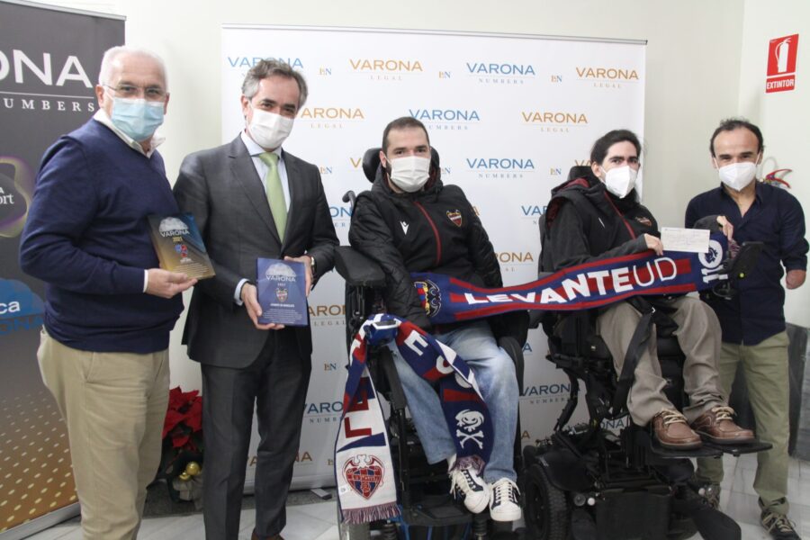 LA BECA VARONA 2021 PREMIA AL CLUB LEVANTE UD MASCLETS DE HOCKEY EN SILLA DE RUEDAS ELÉCTRICA