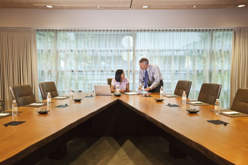 LA LIMITACIÓN DE LAS FACULTADES A LOS CONSEJEROS DELEGADOS: SÓLO ENTRE NOSOTROS